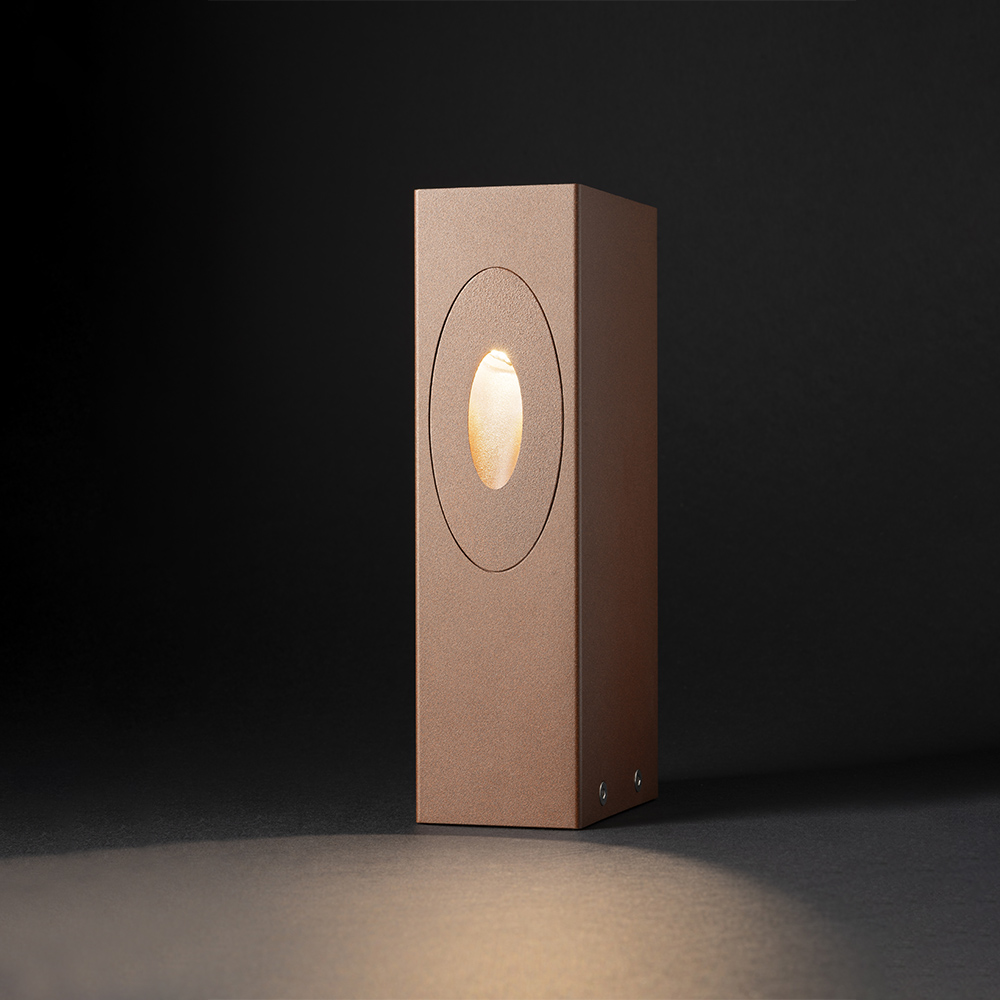 LUCIS_BOLLARD_1.0_light1